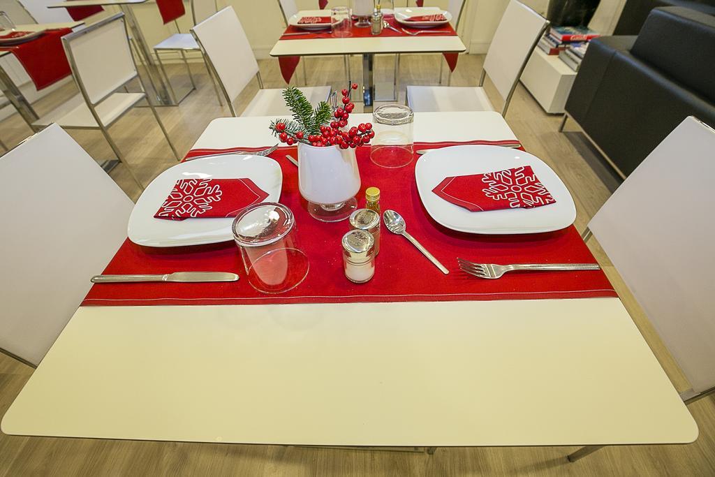 The 8 Boutique B&B Барселона Экстерьер фото